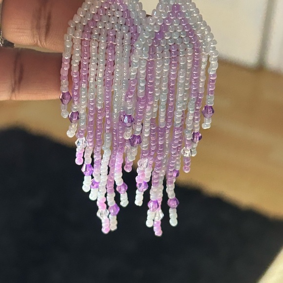 Chic Lavender Beaded Earrings - Picture 2 of 3